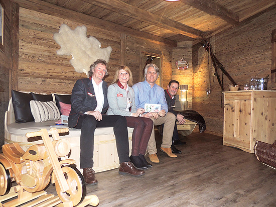 v.l.n.r.:  Hansjörg Kogler (Geschäftsführer der SkiWelt Westendorf), Anita Baumgartner (Marketingleitung SkiWelt Wilder Kaiser Brixental), Jörg Wund (Inhaber der THERME ERDING) und Walter Eisenmann (Geschäftsführer der SkiWelt Söll) (©Foto: Therem Erding)